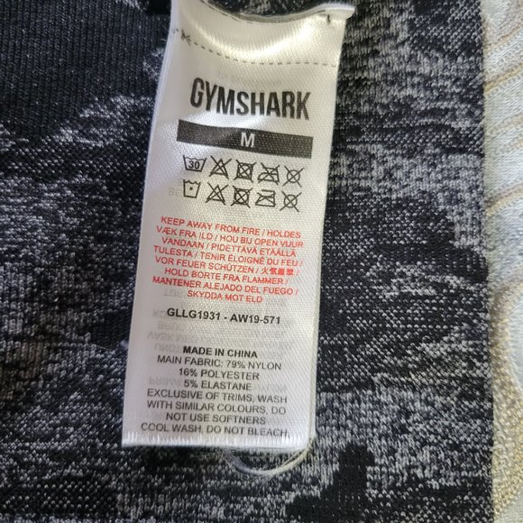 Gymshark Camo size medium leggings high rise - Picture 3 of 3